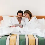 Luna Hotel 4*