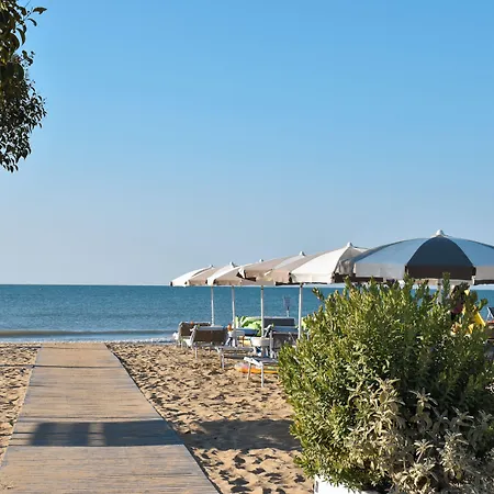 Luna 4* Μπιμπιόνε